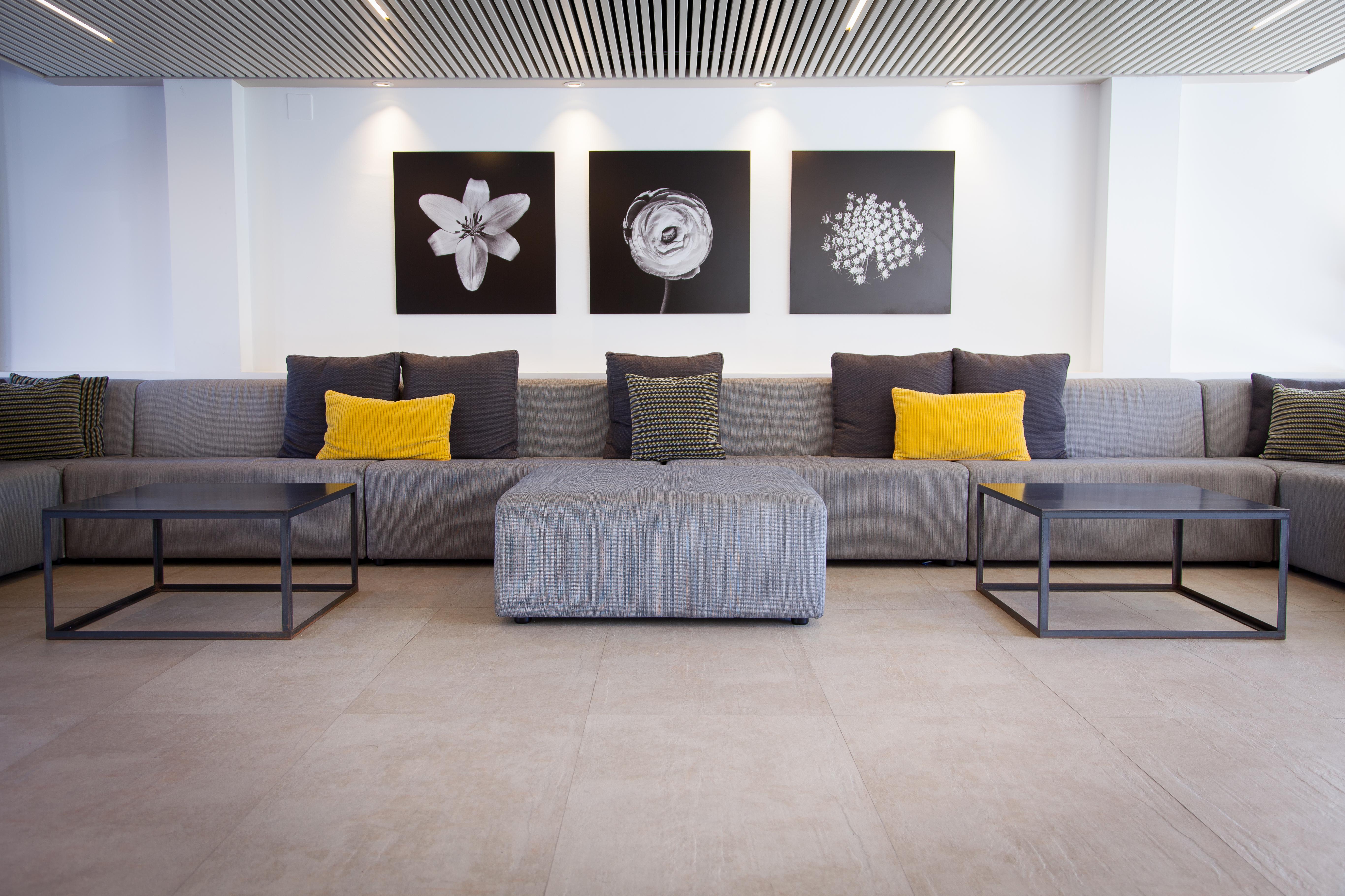 Atenea Park Suites & Apartments Vilanova i la Geltrú Eksteriør billede