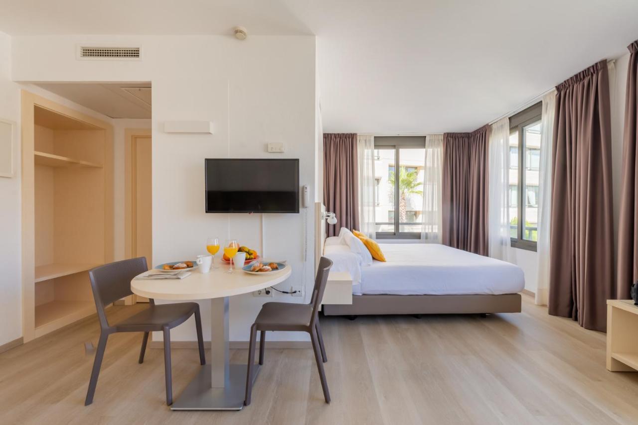 Atenea Park Suites & Apartments Vilanova i la Geltrú Eksteriør billede